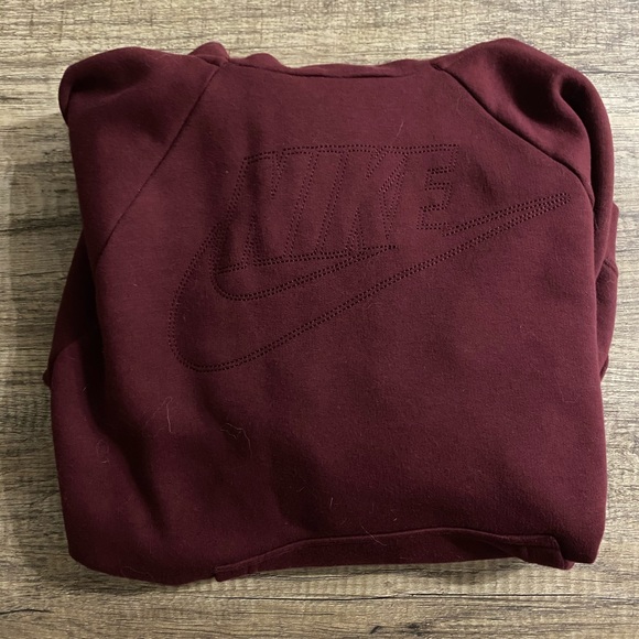 Burgundy Nike Hoodie - Picture 3 of 4